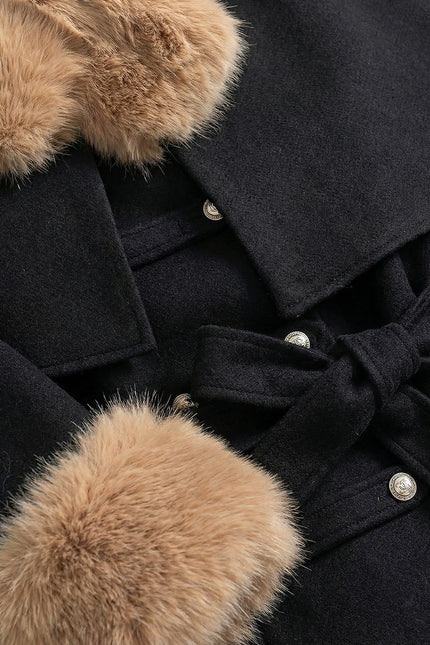 Coralie - Double-Breasted Coat with Removable Cape